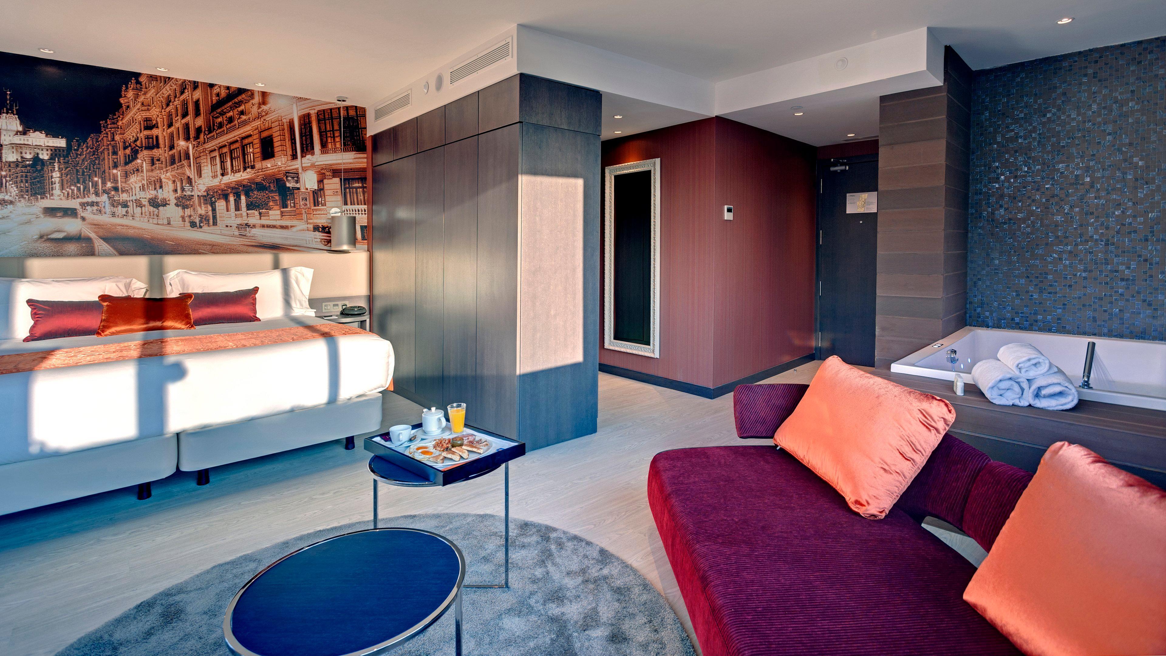 Hotel Indigo Madrid - Gran Via, An Ihg Hotel Εξωτερικό φωτογραφία