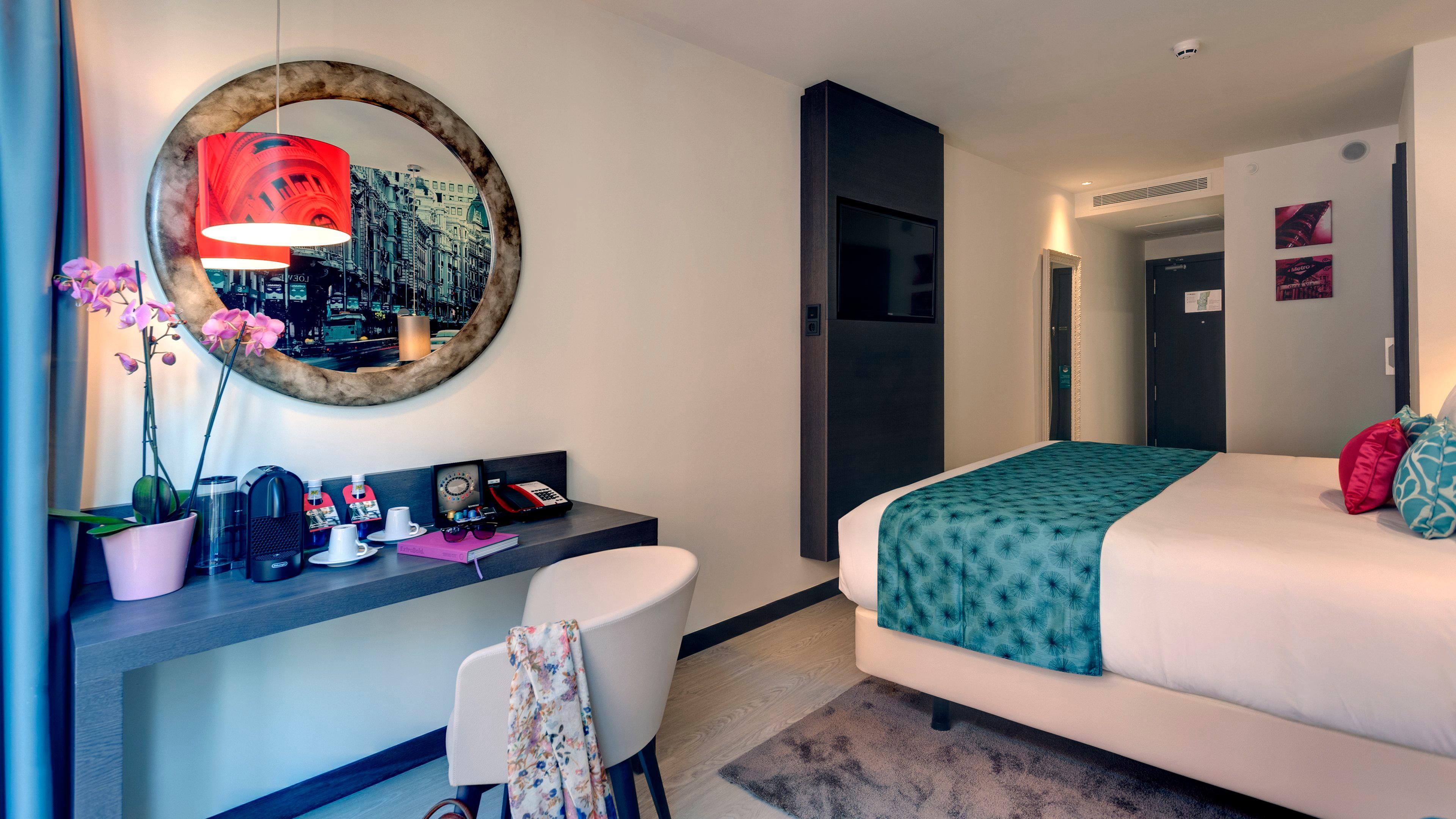 Hotel Indigo Madrid - Gran Via, An Ihg Hotel Εξωτερικό φωτογραφία